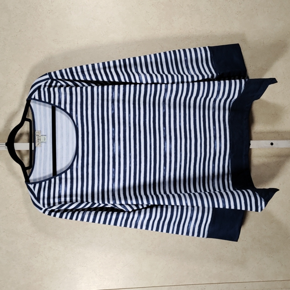 H178 One World navy blue & white knit shirt 1X NEW